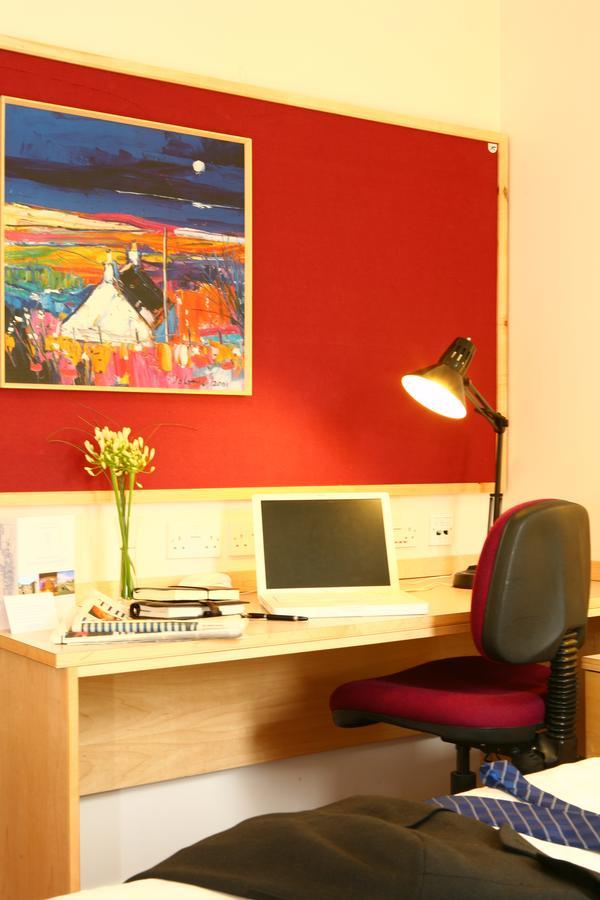David Russell Hall - Campus Accommodation Сейнт Андрюс Екстериор снимка
