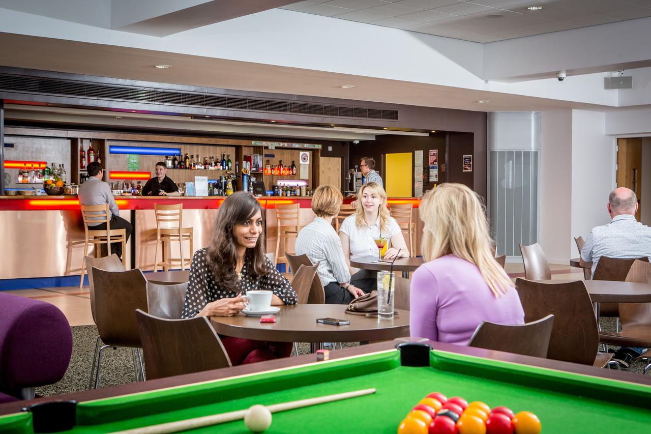 David Russell Hall - Campus Accommodation Сейнт Андрюс Екстериор снимка